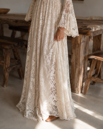 Serena | Abito Maxi in Pizzo con Maniche a Campana, Avorio