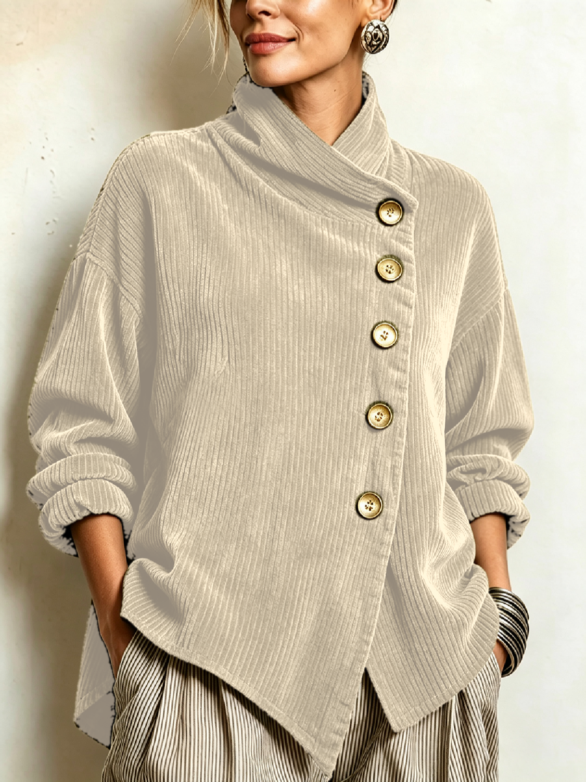 Lucilla | Top in Velluto a Coste con Abbottonatura Diagonale
